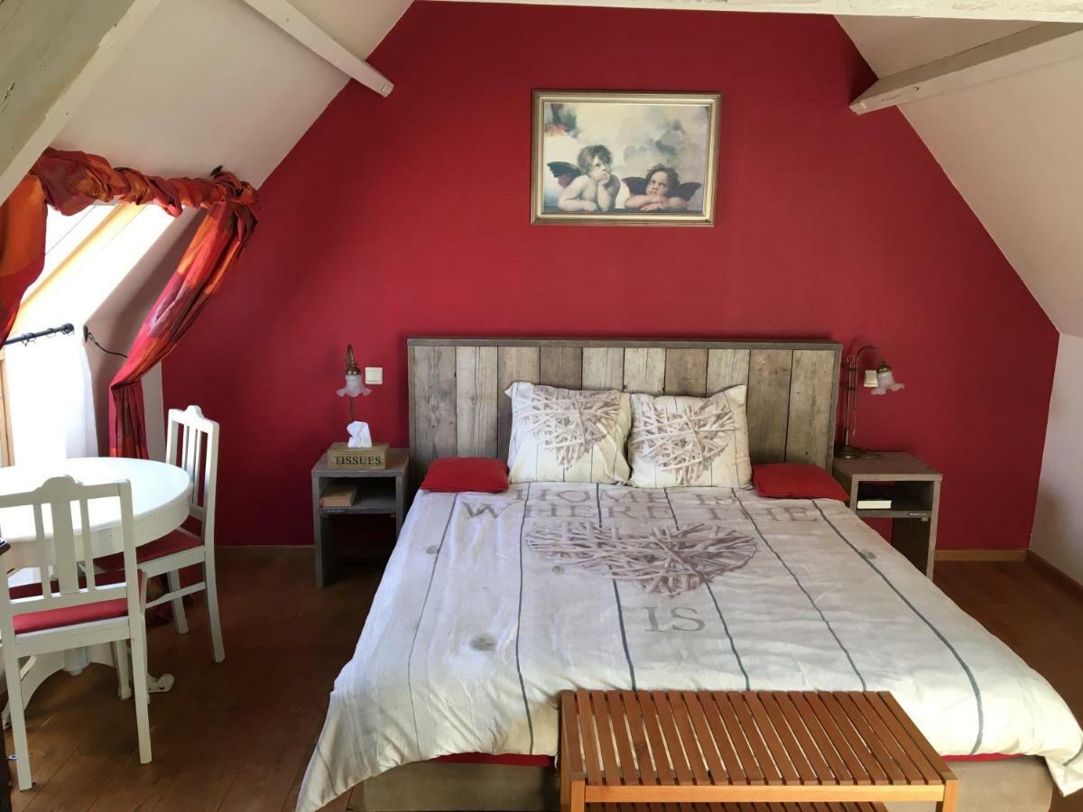 'T Wolvennest Bed and Breakfast Heuvelland Buitenkant foto