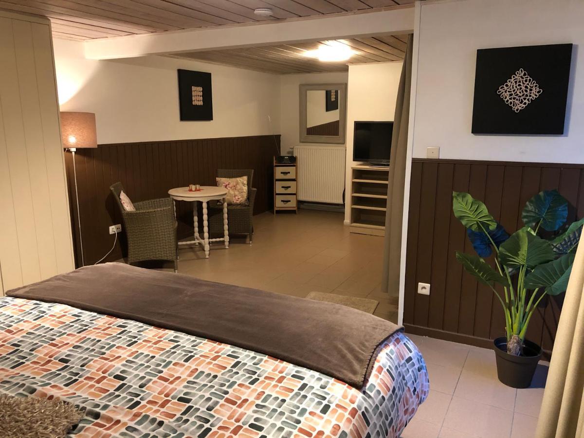'T Wolvennest Bed and Breakfast Heuvelland Buitenkant foto